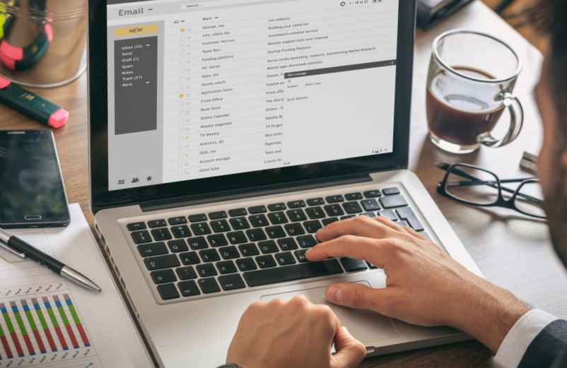 Récupérer l'URL de téléchargement et l'intégrer à votre email-Accès Webmail